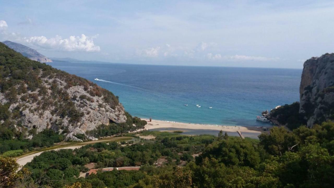 Appartamento Meduse Cala Gonone Bagian luar foto